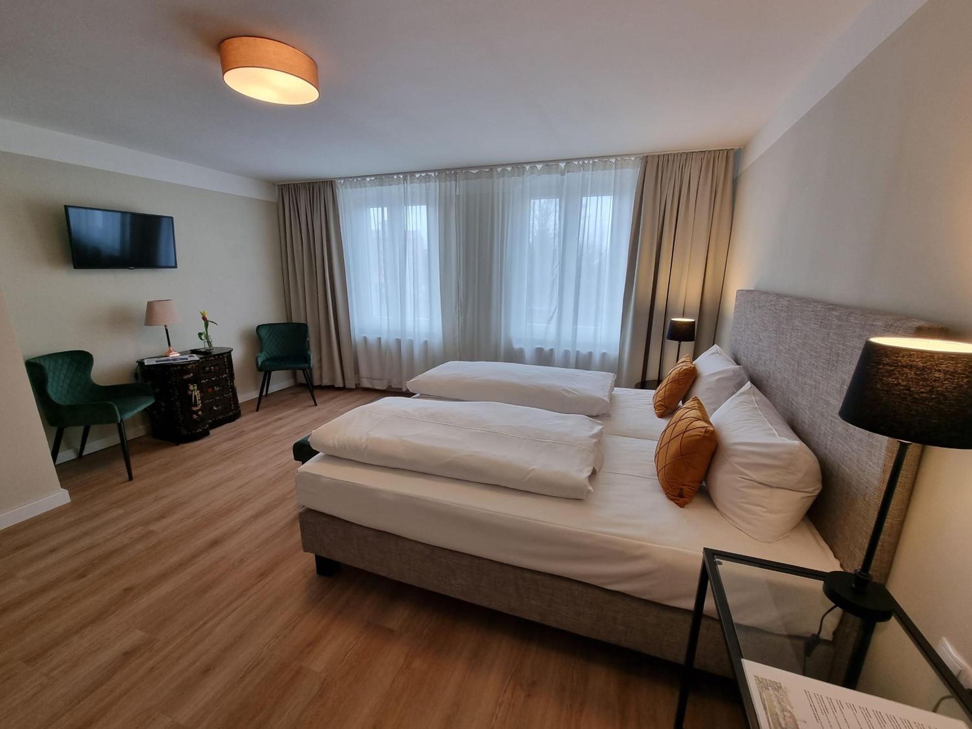 Hotel Burg Wanzleben Екстериор снимка